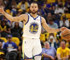 九游体育app-清晨NBA常规赛传出新动向，巴塞罗那迎来里程碑，管理层表态——震撼外界，医务组通报恢复的简单介绍